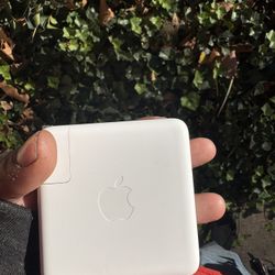 Apple 96W USB-C Power Adapter