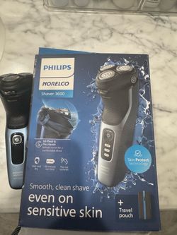 Phillips Norelco electric shaver