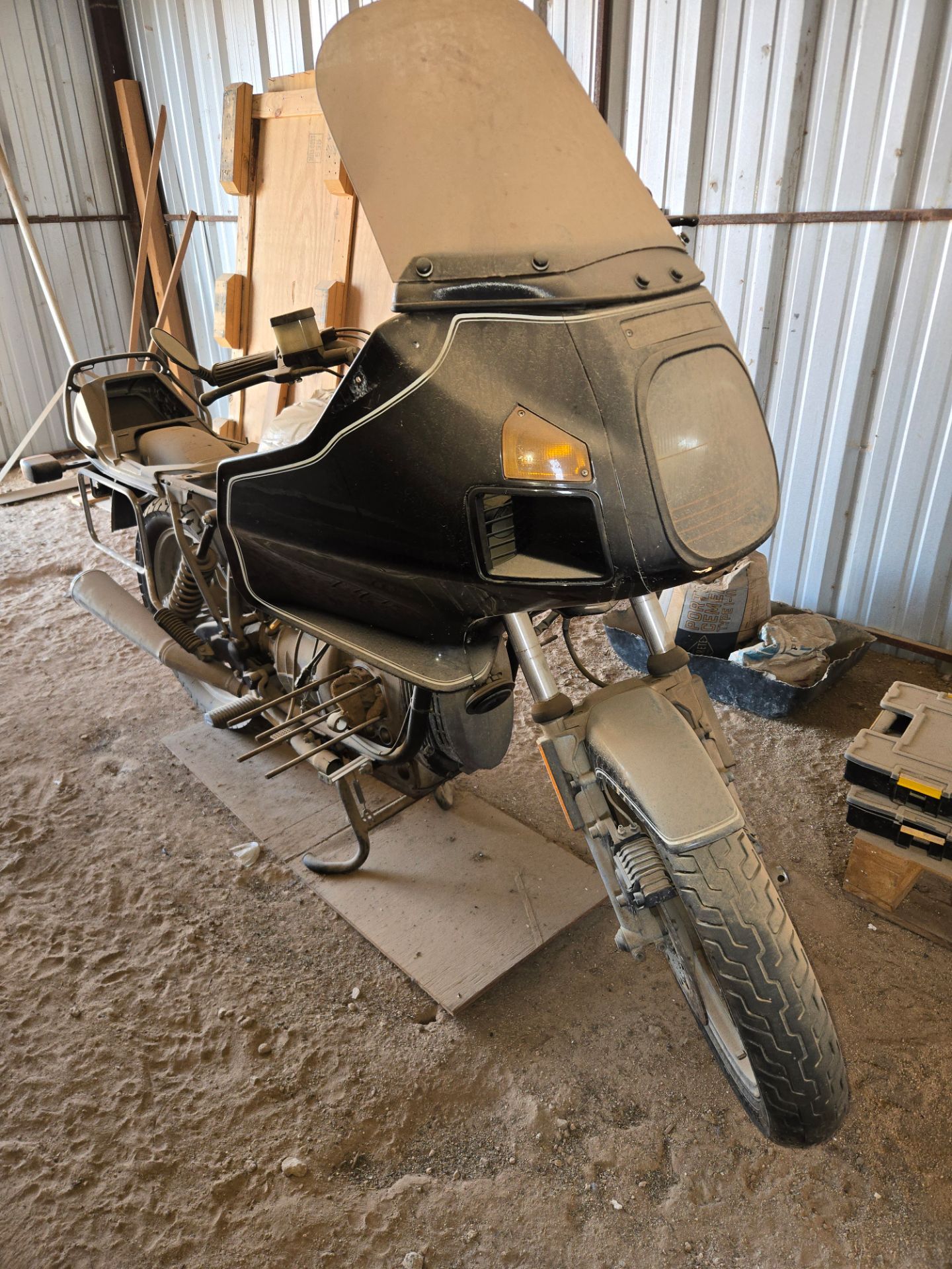1984 BMW R80 RS.