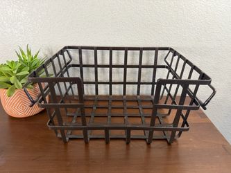 3 Metal stackable organizer wire baskets