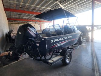 Tracker 2015 pro guide WT 175.deep V