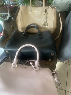 Bolsas MK y coach 35 cada una o 100 por las 3 bolsas