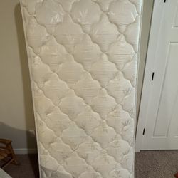 Youth Twin Bed w Mattress And Box Spring