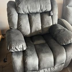 2 New Massage Chairs Recliners $200 Each