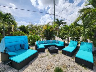 Outdoor Patio Furniture Set