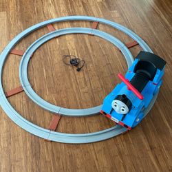Thomas & Friends Powerwheels Ride On Train