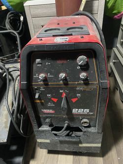 Lincoln Electric Precision TIG 225 Welder
