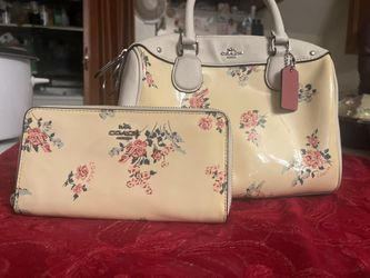 Coach Handbag With Wallet And Long Sling