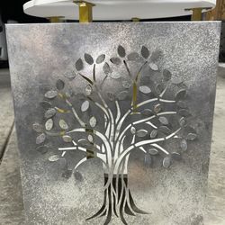 Silver tree design