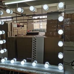 Vanity mirror with Bluetooth speaker
