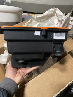 Brand New Air Cleaner Assembly Bottom For 2014 To 2018 Jeep Cherokee With New Filter