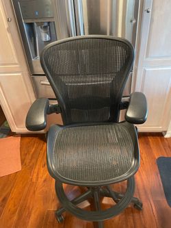 Herman Miller Aeron Ergonomic Office Chair