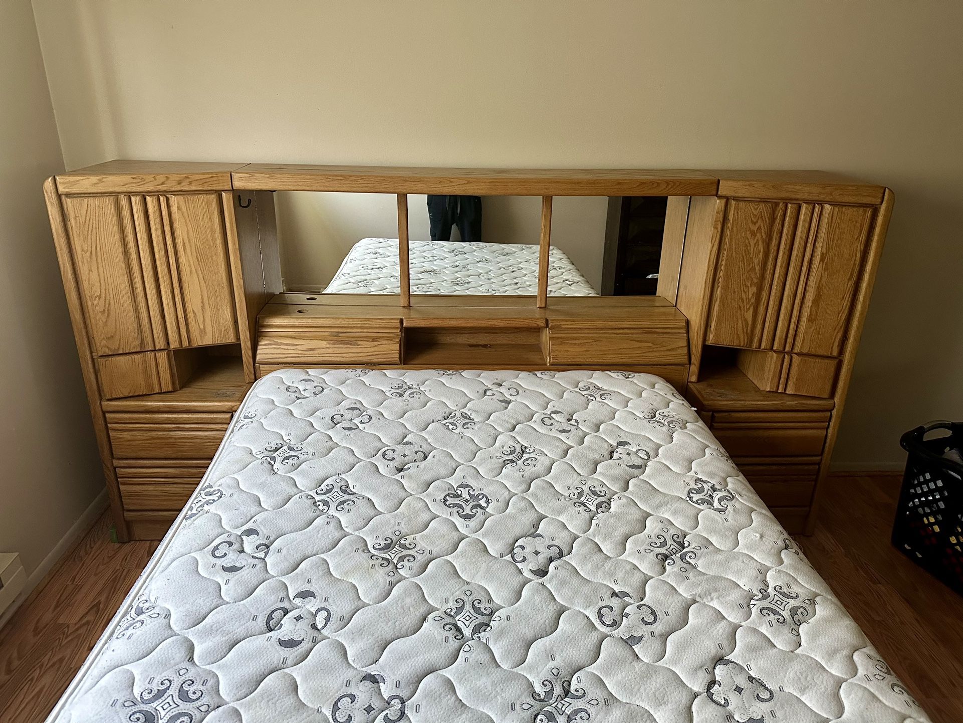 Wood Bed Frame 