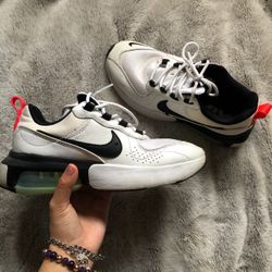 Women’s Nike Air Max