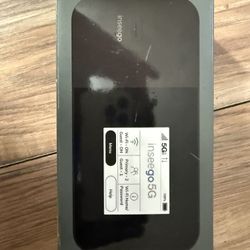 Inseego 5G Portable router 