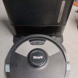 Shark Vacuum 