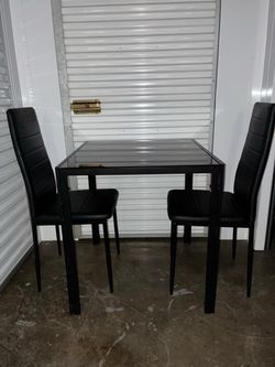 Dinning table
