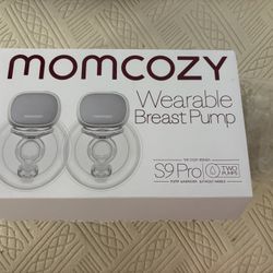 Momcozy And Lansinoh Pumps