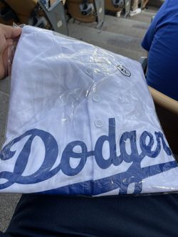 Freddie Freeman Jersey Giveaway
