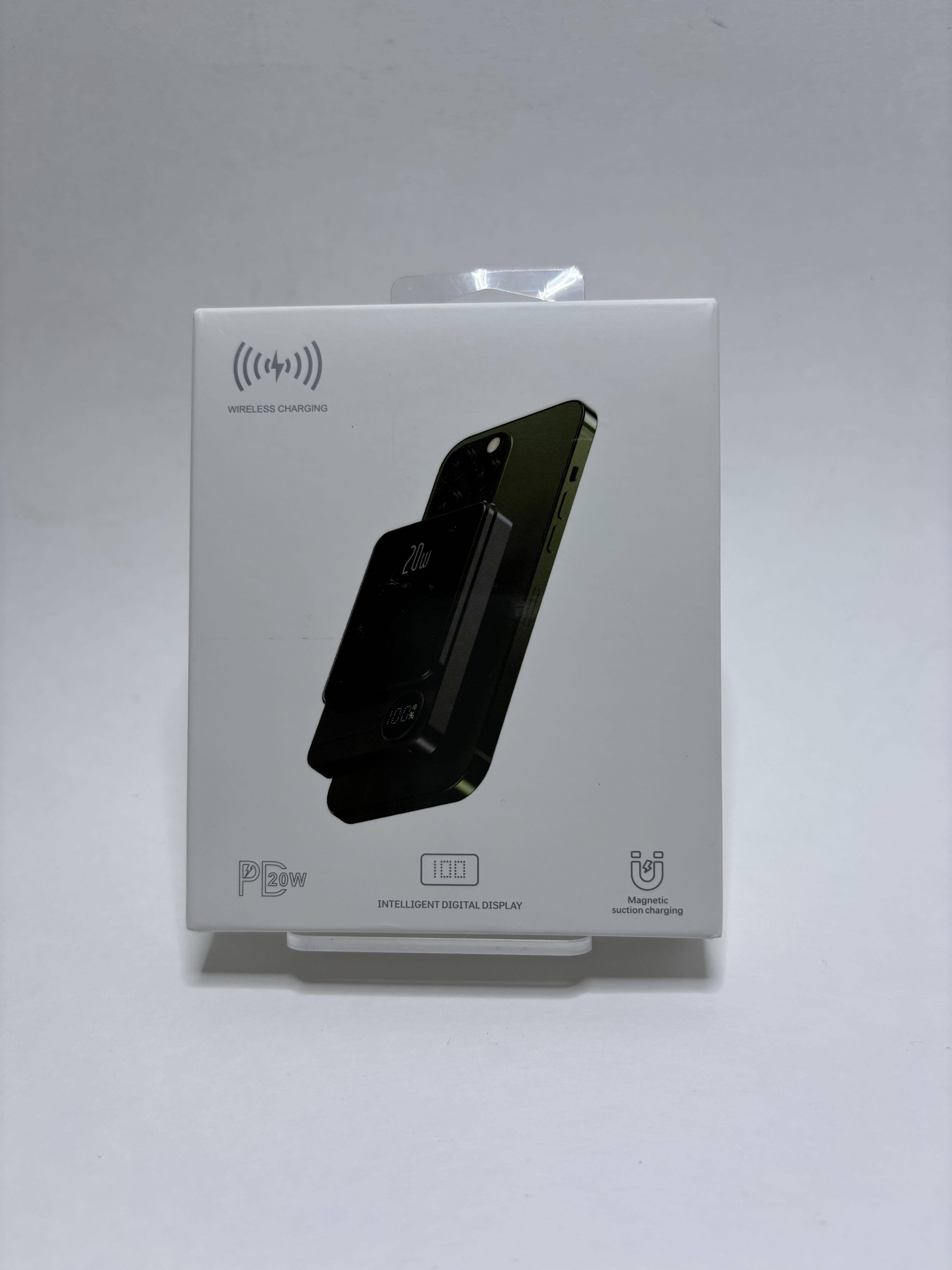 Generic 10000mAh Magnetic Power Bank, 15W Wireless Charging.