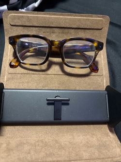 Meta glasses
