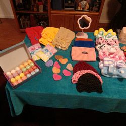 Shower Heads, Finger Nails 