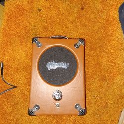 Pignose Portable Battery Powered Guitar Amplifier