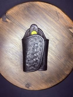 Silent Key Keeper Basket Weave Leather Holder Brass Snap