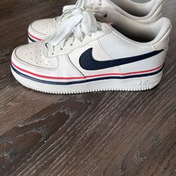 Nike 5.5y