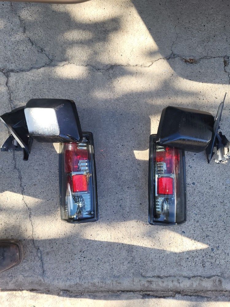 Tail Lights & Side Mirrors Original