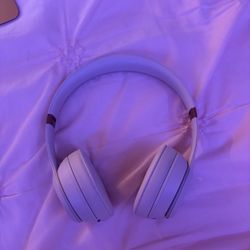 Beats Solo 4 Bluetooth Wireless Headphones - Cloud Pink