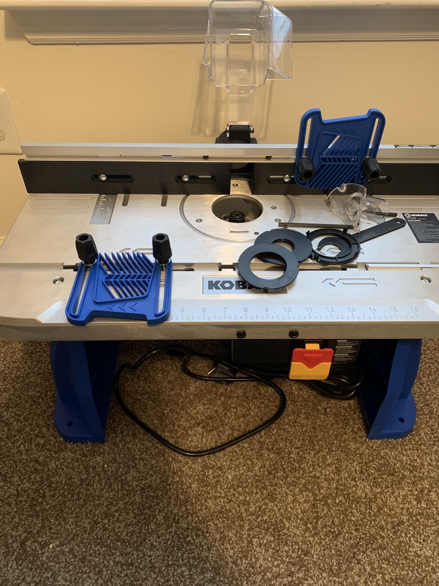 Brand new Kobalt router table with router and 30 Bits brand new