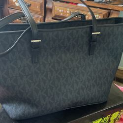 Very Nice Mk Bag 