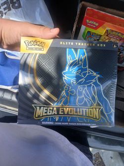 Pokemon Mega Evolution Etb