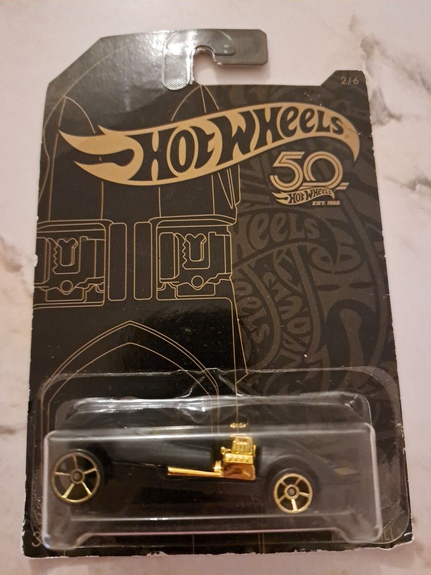 2017 Hot Wheels Black And Gold Twin Mill.