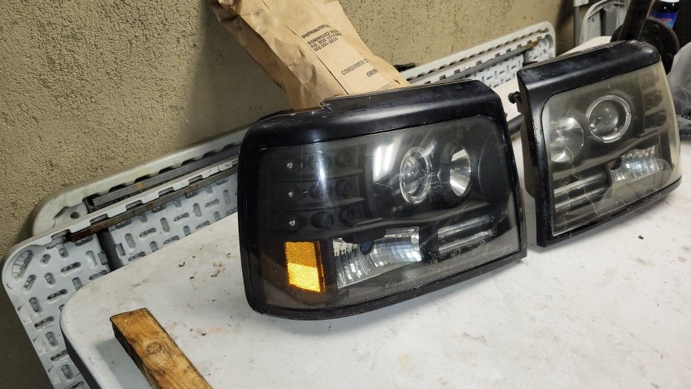 OBS Ford Bronco Headlights