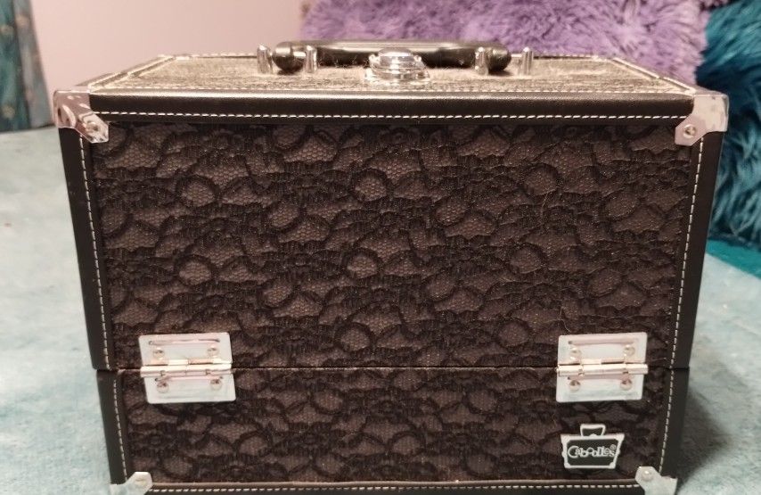 Caboodles Case For Cosmetics, Jewelry, Sewing & More!