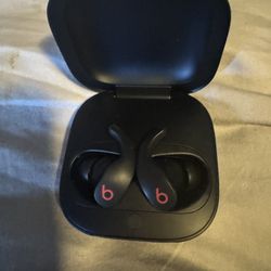 BEATS FIT PRO