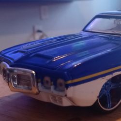 Die Cast Metal - 1969 Pontiac Firebird - Good Condition -