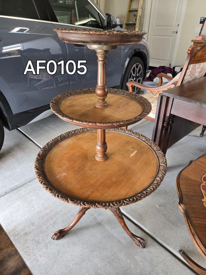 BEAUTIFUL ANTIQUE THREE TIERED TABLE