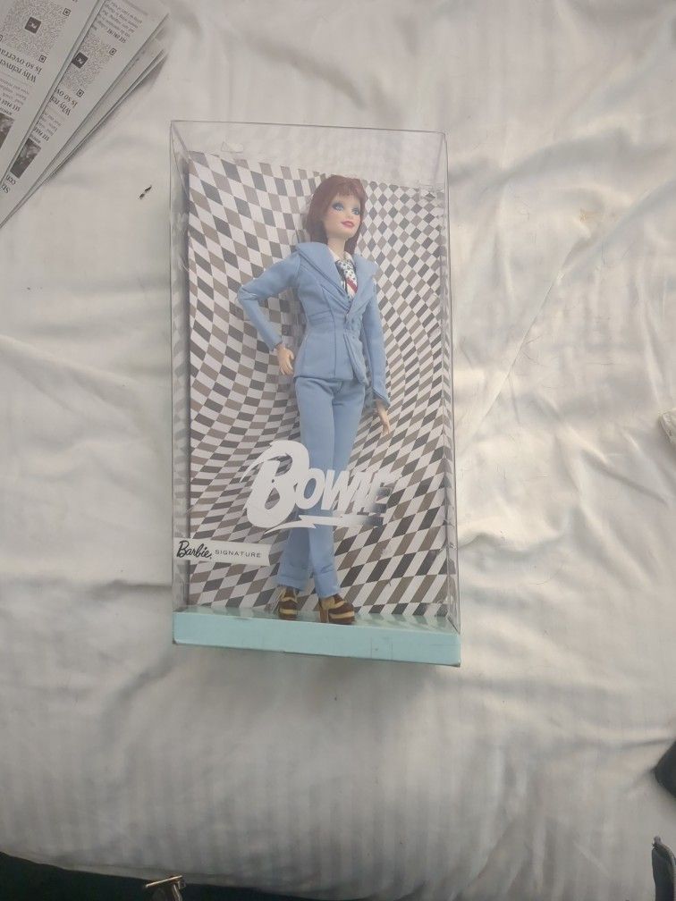 2021 Signature Bowie Barbie