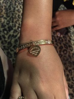 Forever love Tiffany bracelet rose gold