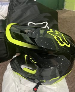 Fox Racing V2 Vizen Helmet Adult L
