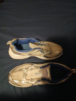 women's blue avias size 8 willing to negotiate price