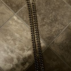  Gold Cuban link