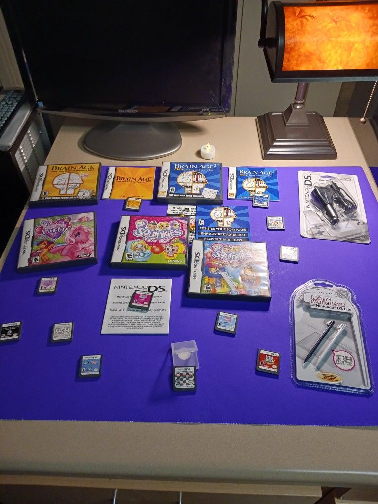 Nintendo DS / DS Lite Dsxl DSi 11 Games Plus Brand New Impact Car Adapter / Right And Protect Pack And 100 Classic DS Books All Perfect Condition