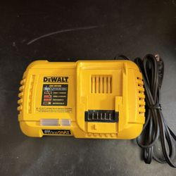 20V MAX / 60V MAX FLEXVOLT Lithium-lon Fan Cooled Fast Battery Charger