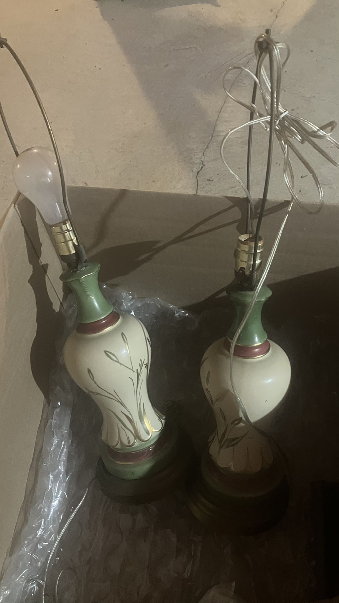 FREE Vintage Lamps 