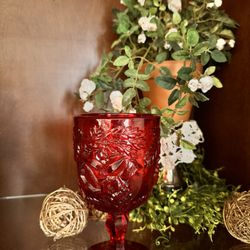 Red Vase/Goblet Style