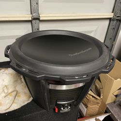 15” Rockford Fosgate T1 
